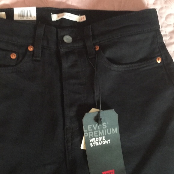 Levi’s Wedgie Straight Jeans - Picture 4 of 4